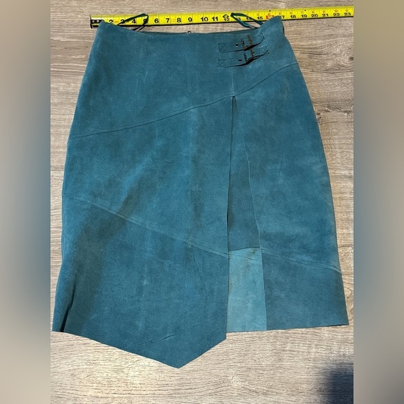 leifsdottir Dresses & Skirts - NWT Leifsdottir blue suede midi skirt. Size 12